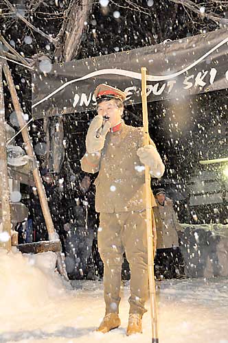 長野県・飯山スキー100周年記念「さかのぼる」